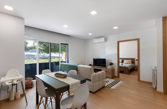 Apartment 'Vale Viver' with Wi-Fi and Air Conditioning