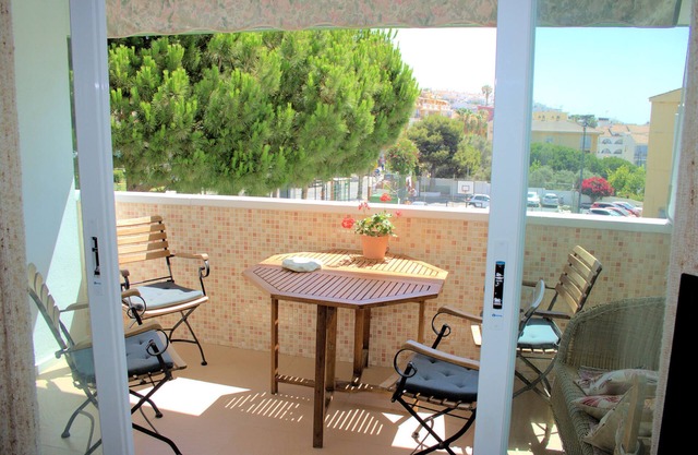 Apartment close to beach, shops and restaurants
