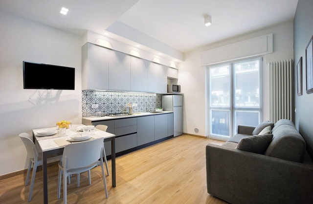 Ferienwohnung 'Victoria Family' mit Balkon, WLAN und Klimaanlage