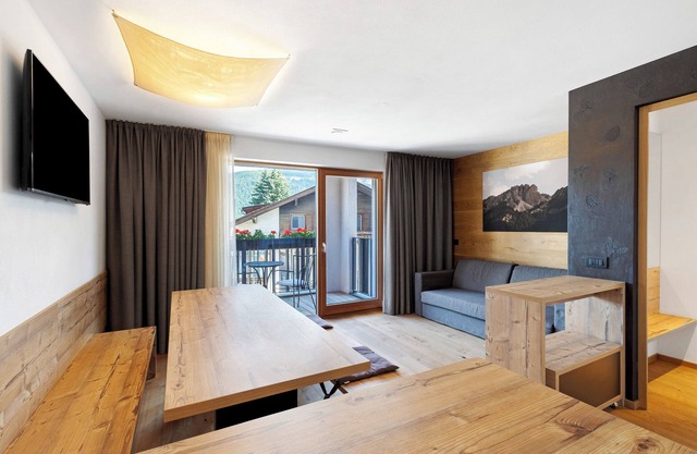 Ferienwohnung 'Villa Kriendl Nr 4 Dreifinger' mit Bergblick, Gemeinschaftsgarten und WLAN
