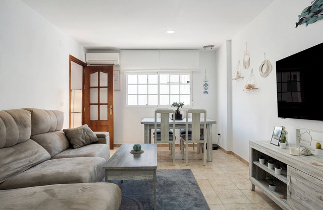 Ferienwohnung Villa Acuario mit Terrasse und WLAN