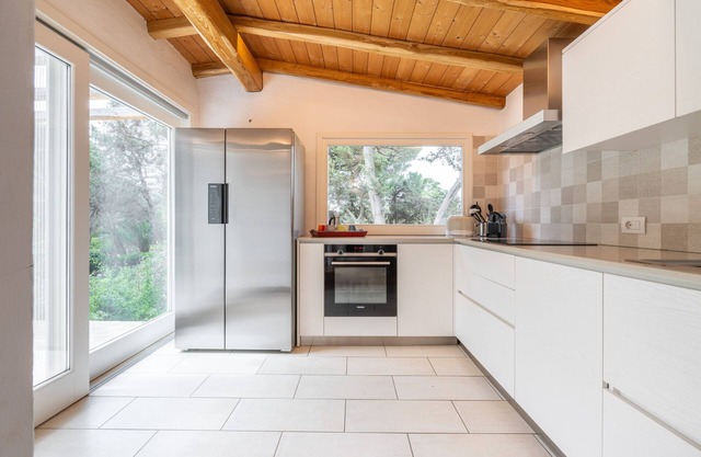 Apartment 'Villa Flavia' with Shared Terrace, Private Garden and Air Conditioning