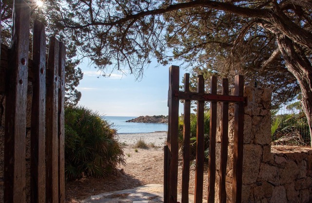 Apartment Villa Peps close to the Beach with Garden