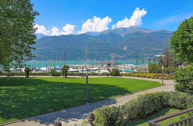 Appartment Villa Kunterbunt I Giardino Ferienwohnung am See