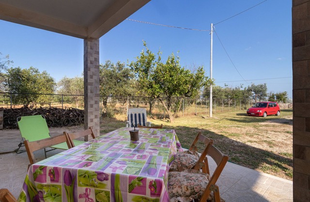 Ferienwohnung 'Villa Maria' mit Privatterrasse, WLAN und Klimaanlage