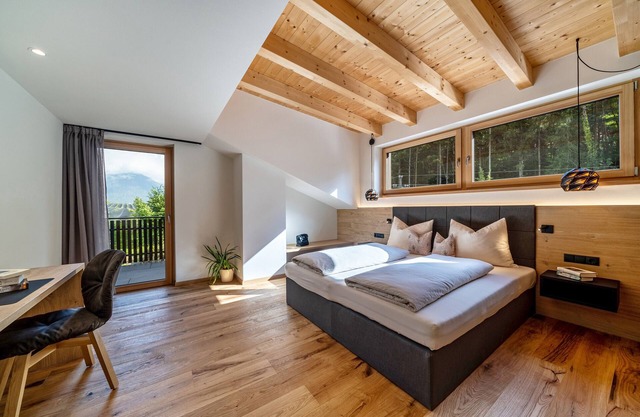 Ferienwohnung 'Wiesgut Gala' mit Bergblick, Balkon und WLAN