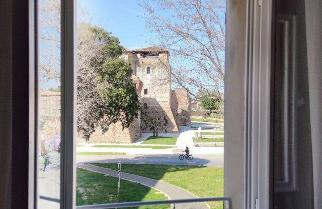 apartment overlooking Castel Sismondo