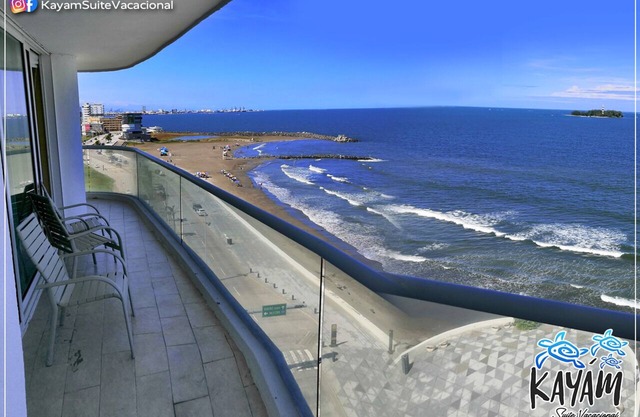 Apartment with excellent sea view, the best area of the port