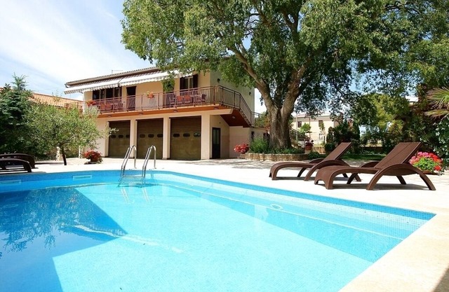 Appartement mit Pool, WLAN, Klima, BBQ