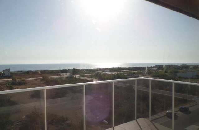 Apartment with sea views