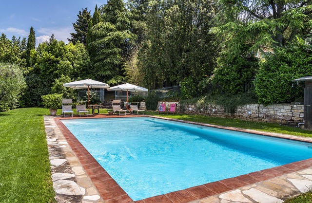 Apartment mit Pool und Panoramaterrasse, 2 Schritte von Florenz entfernt