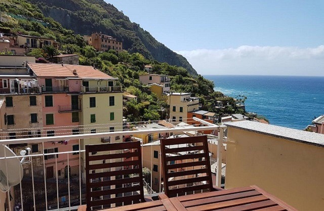 Apartment mit Terrasse, Sie können das ganze Dorf und unser Meer in Riomaggiore sehen