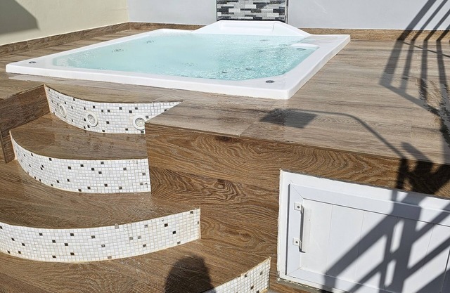Apartment with Terrace and Hot Tub en La Romana