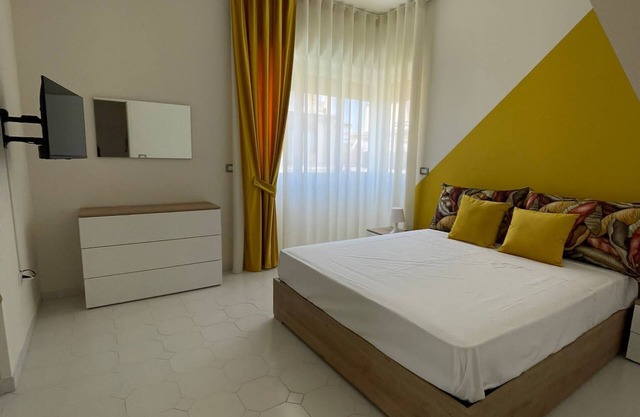 Apartment within walking distance of downtown and the sea
