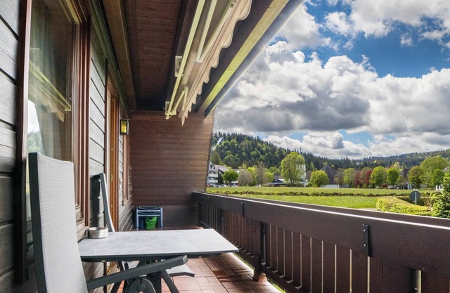 Ferienwohnung 'Wohnung 2 Mit Balkon Und Aussicht' mit Balkon und WLAN