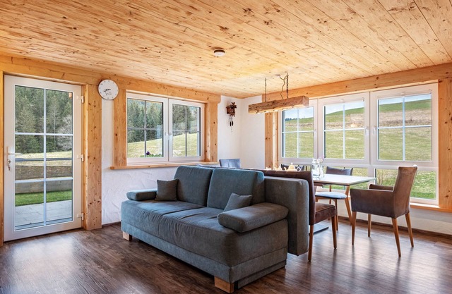 Ferienwohnung 'Wohnung Mühlstein' mit privater Terrasse, privatem Garten und WLAN