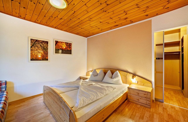 Ferienwohnung 'Wohnung Morgenduft Schnalserhof' mit Bergblick, Gemeinschaftsterrasse und WLAN