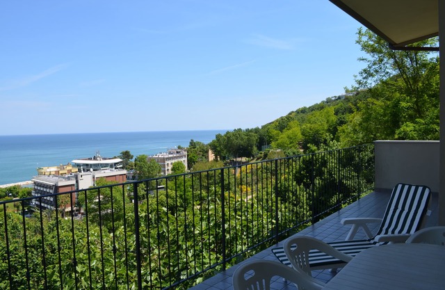 Schöne Meerblick-Apartments