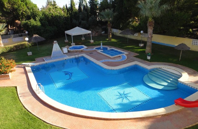 Apartments mit Pool in unmittelbarer Strandnähe. Ref.San Antonio 24