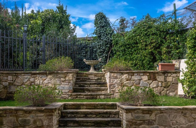 Apartments Florence- Casa Galileo with garden
