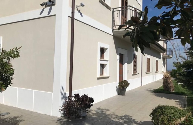 Wohnungen in Villa mit Garten