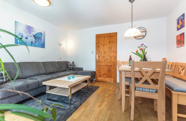 Ferienwohnungen Maria 60 qm, 1-4 Personen mit 2 Schlafzimmern, Terrasse