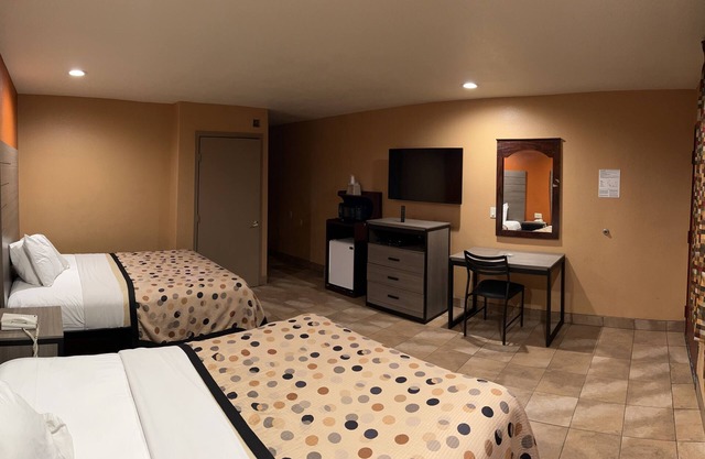 Apex Inn