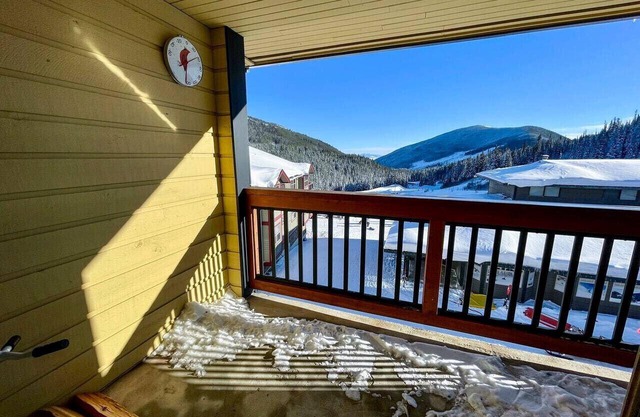 Apex Mountain ~ Sunrise Retreat ~ Heart of The Village