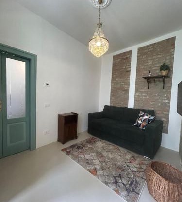 Aporti Home