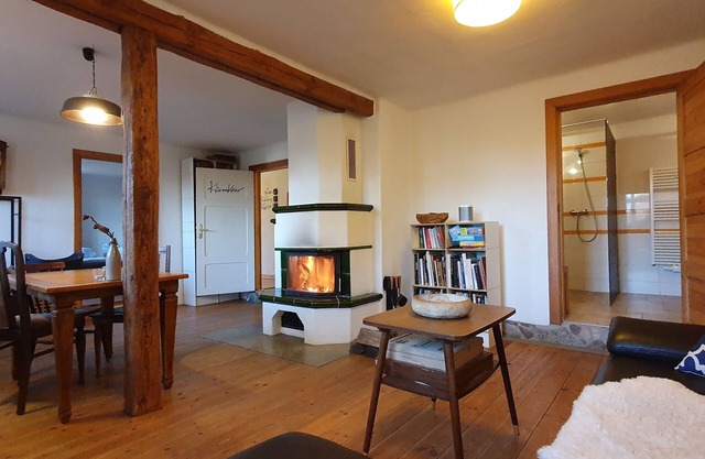 Apartment Kliemkiker mit Kamin (45m²), Nähe Binz in traumhafter Alleinlage