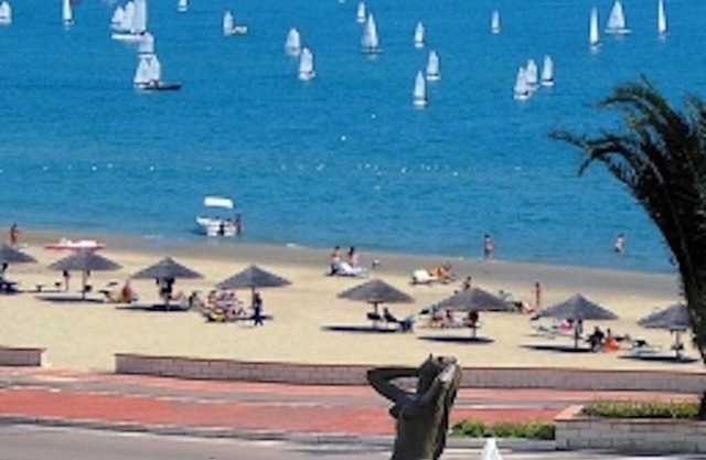 Vierzimmerwohnung mit Meerblick 30mt. vom freien Strand von Tortoreto