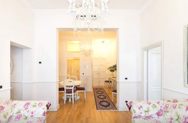 App. Pistoia Zentrum-Toskana, zwischen Florenz und Pisa - 2 Schlafzimmer, Bad, Küche-4 Personen