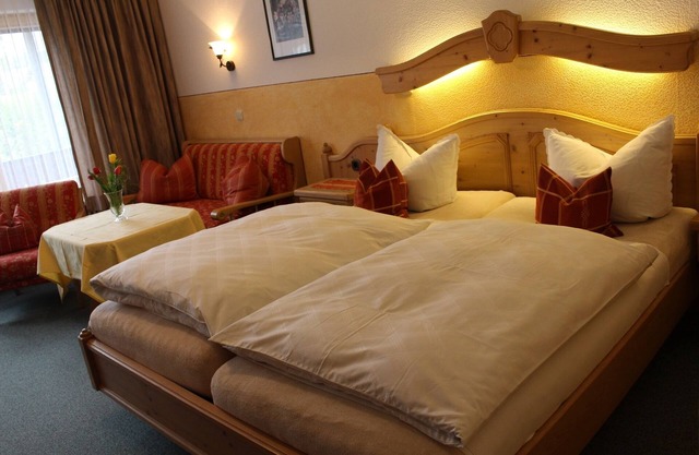 App. Typ A 5, 33qm, Balkon, Kochnische, 1 Wohnschlafzimmer, max 3 Pers., WLAN