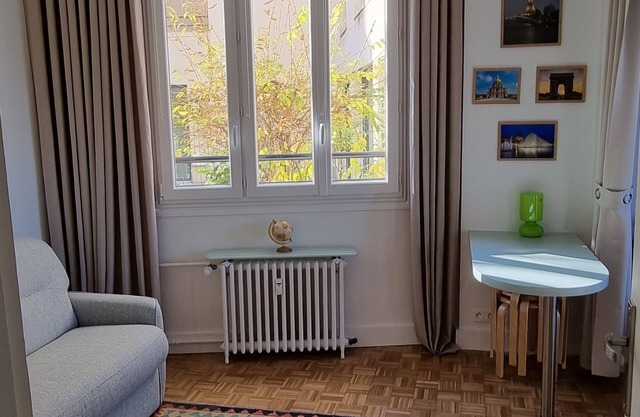 Appart Chic Spacieux, Desservant les Principaux Sites de Paris en Moins de 30mn