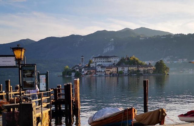 APPARTAMENTO AMPIO E LUMINOSO LAGO D'ORTA