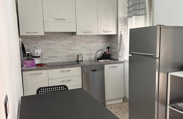 Appartamento a Roma - A&M House Per Vivere Roma in Libertà. Metro C a 200mt