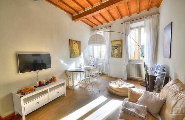 Appartamento Affresco: A welcoming apartment located in the historic center of Arezzo, with Free WI-FI.