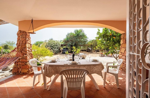 Appartamento Family in Villa Belvedere nahe dem Strand mit Bergblick, Terrasse und Garten