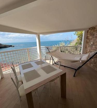 Appartamento fronte mare