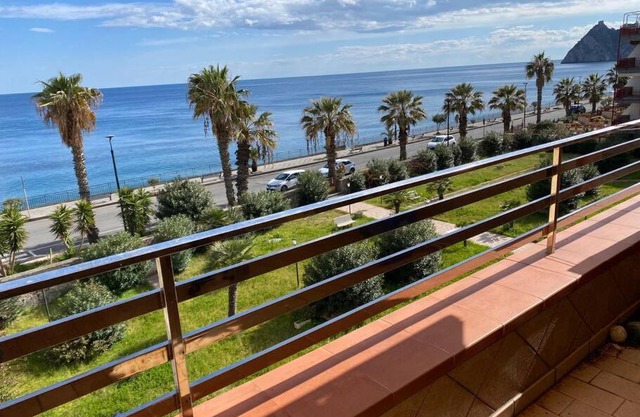 Appartamento fronte mare