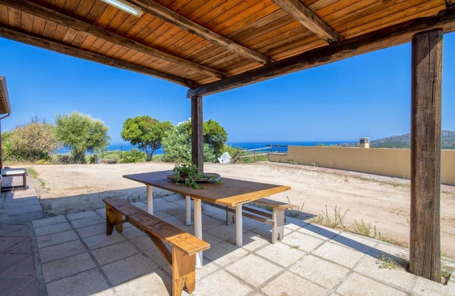Appartamento Panoramico Isola Rossa