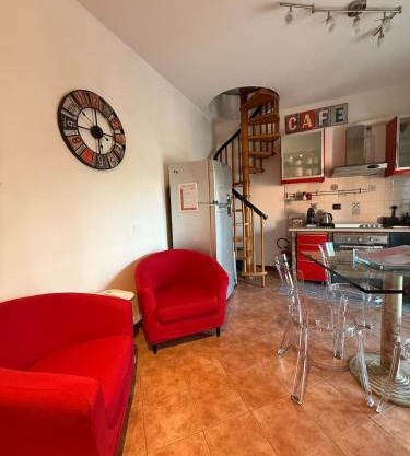 Appartamento su due livelli in zona tranquilla