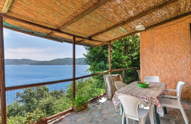 Appartamento Taccola - Agriturismo Cotetonda am Meer mit privater Terrasse