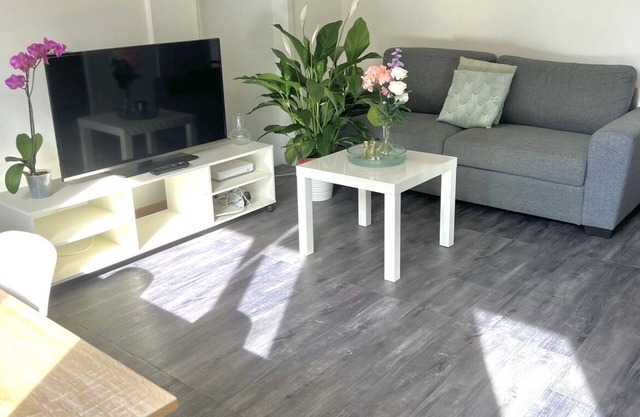 Appartement à 20mn de Paris/15mn de Orly + Place de Parking