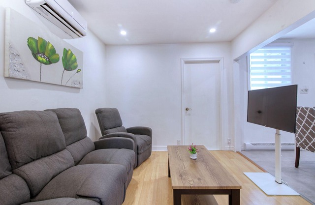 Appartement de 2 Chambres à Proximité du Centre-ville de Montréal