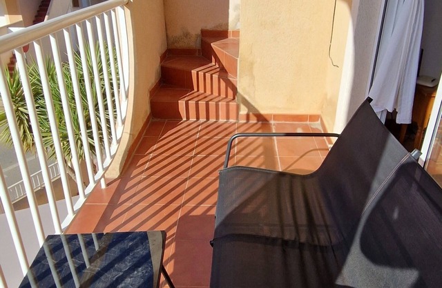 Appartement de Caractère, à 400m de la Mer, 2 Chambres, 5 Personnes
