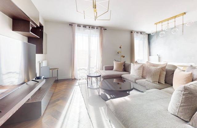Appartement Spacieux et Luxueux, Proche Métro et Paris