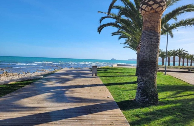 Appartement Kozi , Très Lumineux à 50 Mètres de la Plage