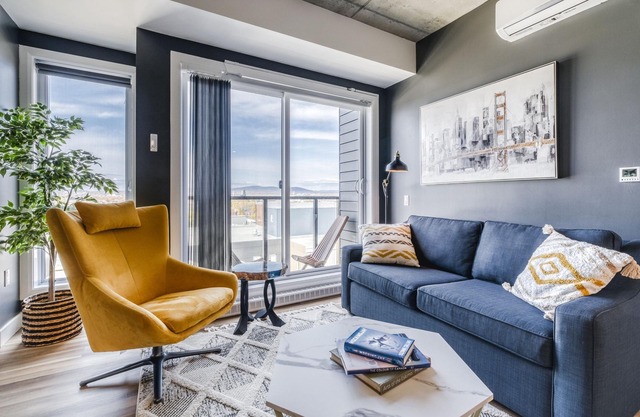 Appartement Luxe | Incredible Sunset View - Pool - Parking - Near Old Québec