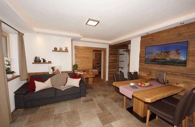 Appartement Mangei, 1 Schlafraum, barrierefrei - Kaiserappartements Marie